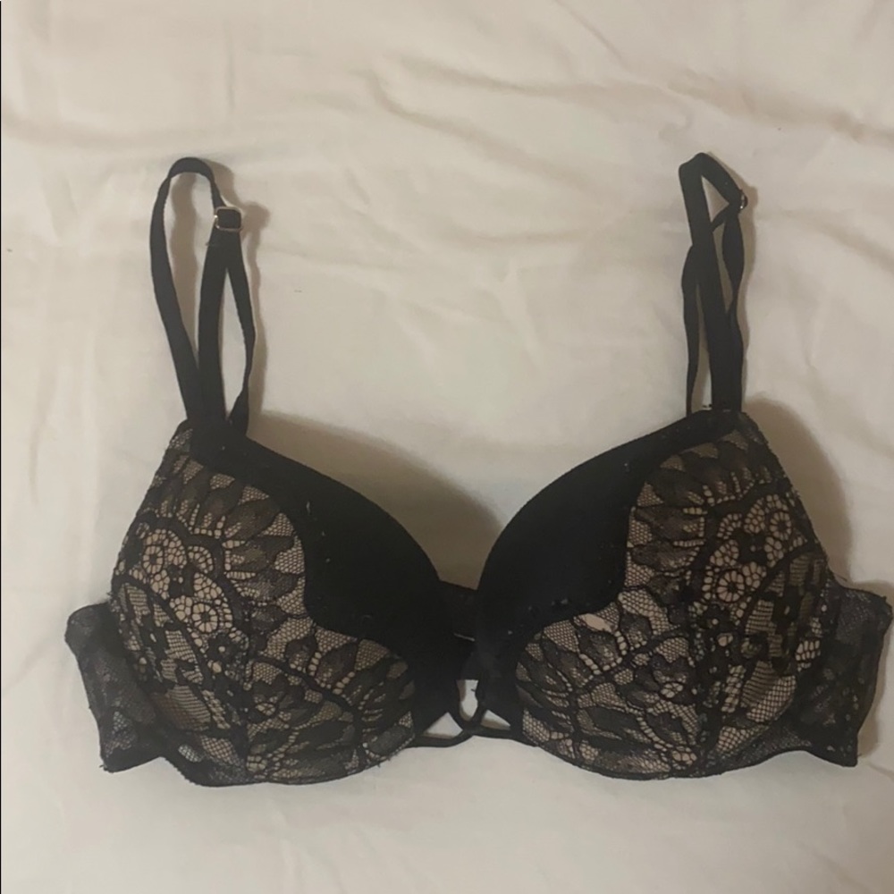 Victoria Secret Bombshell 32AA Bra